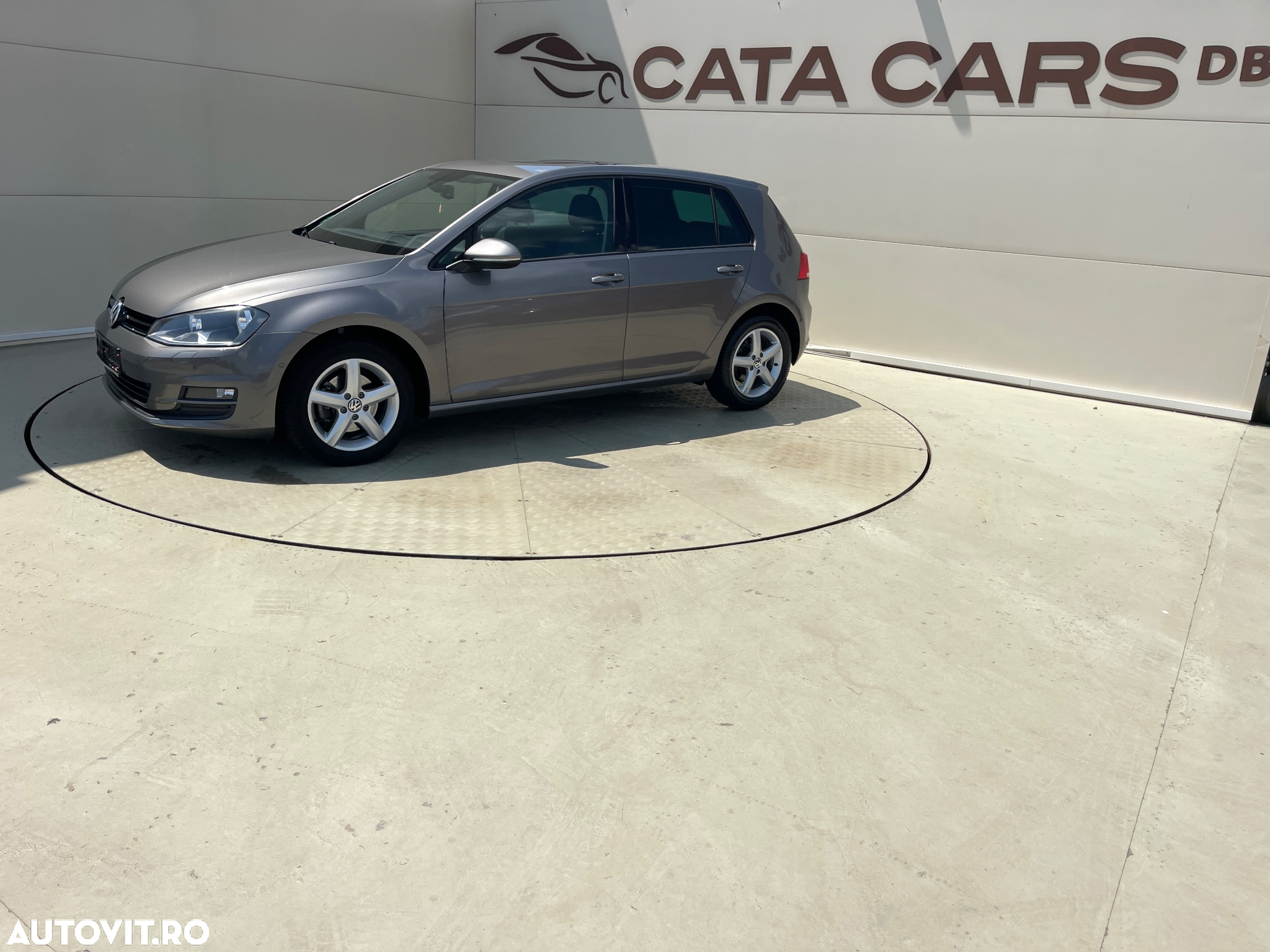 Volkswagen Golf 1.2 TSI BlueMotion Technology Comfortline - 6