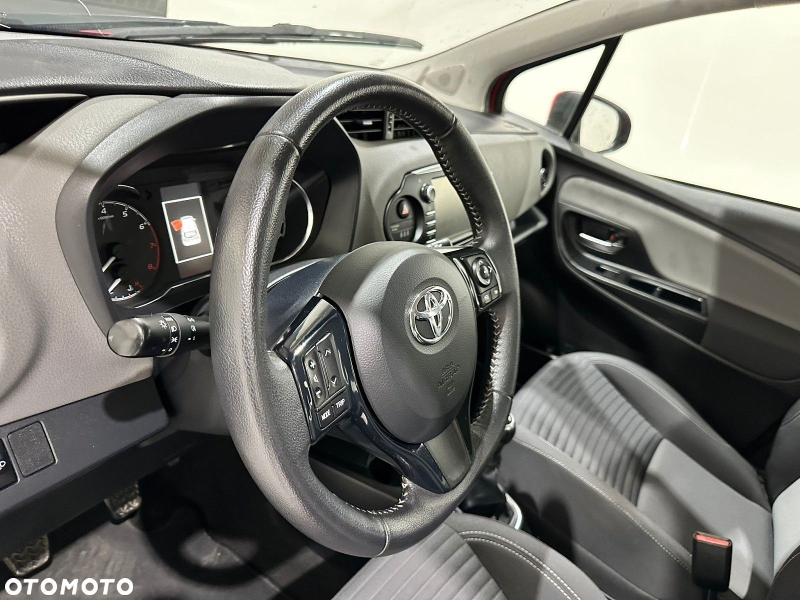 Toyota Yaris - 27