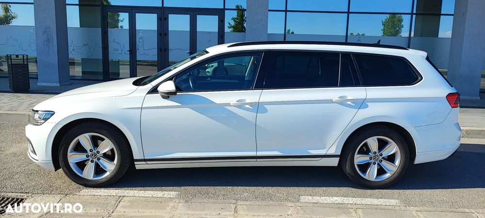 Volkswagen Passat 2.0 TDI SCR DSG Conceptline - 4