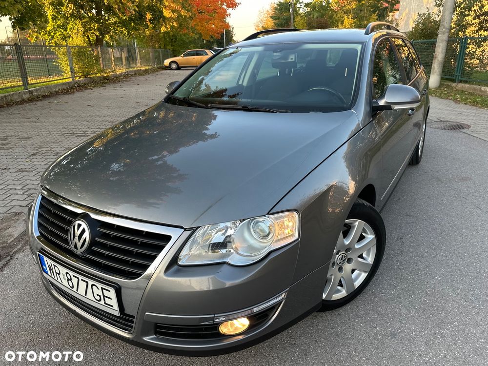 Volkswagen Passat 2.0 TDI DPF Sportline - 25