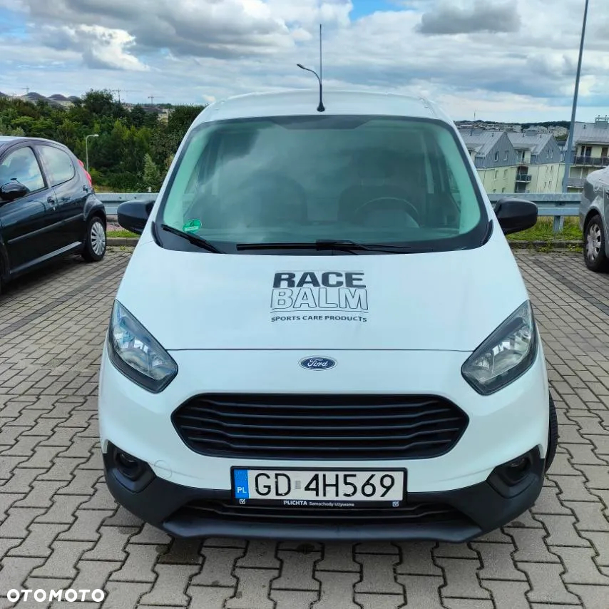 Ford Transit Courier - 4
