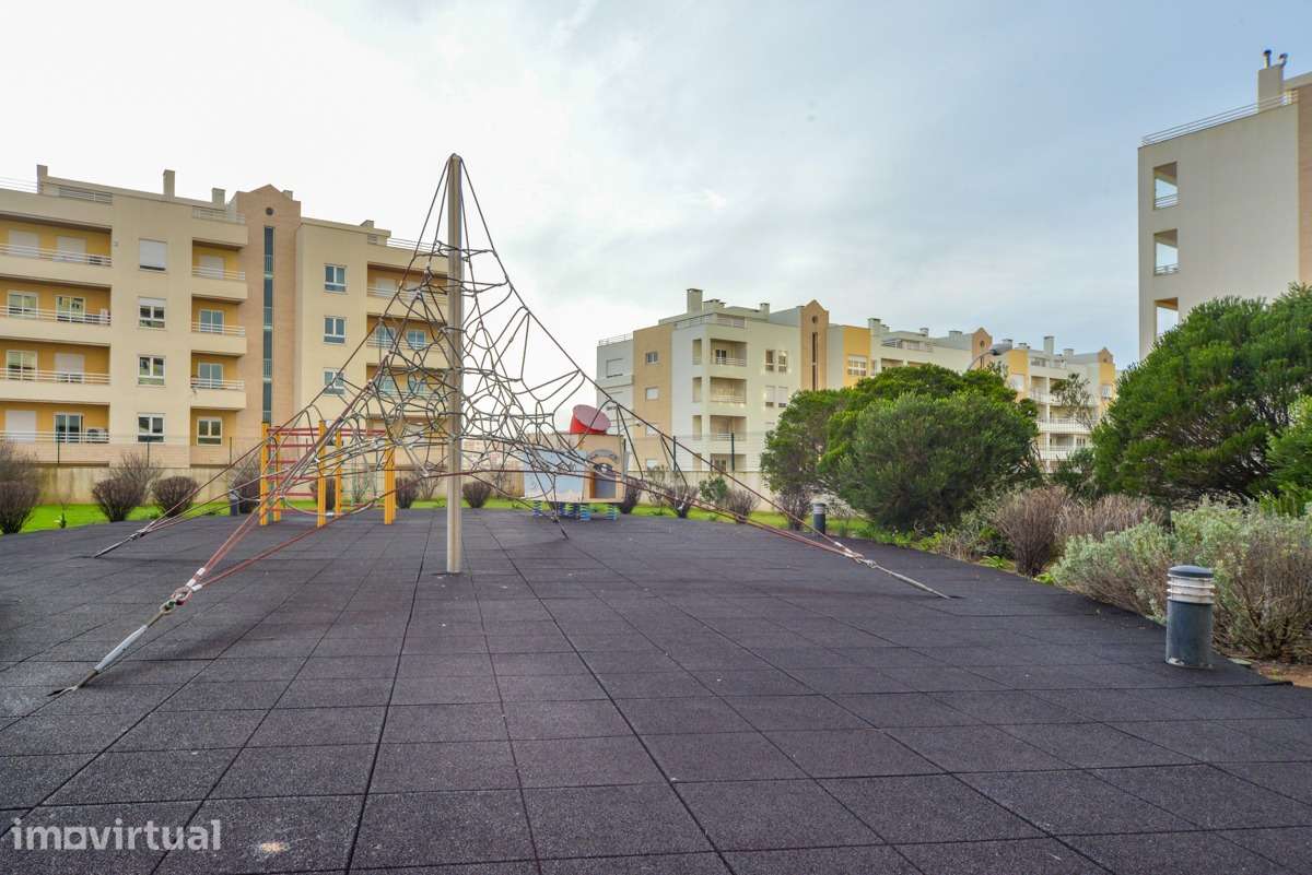 Apartamento Familiar Remodelado com Vista Rio Tejo e Condomínio de Lux - Grande imagem: 4/17