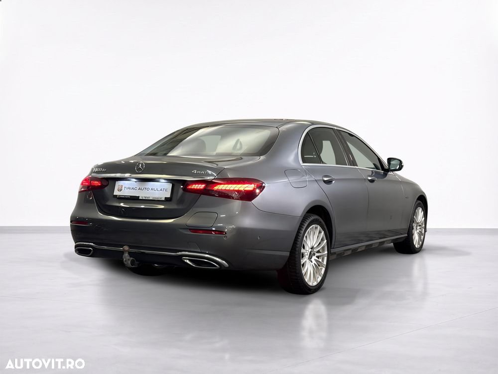 Mercedes-Benz E - 6