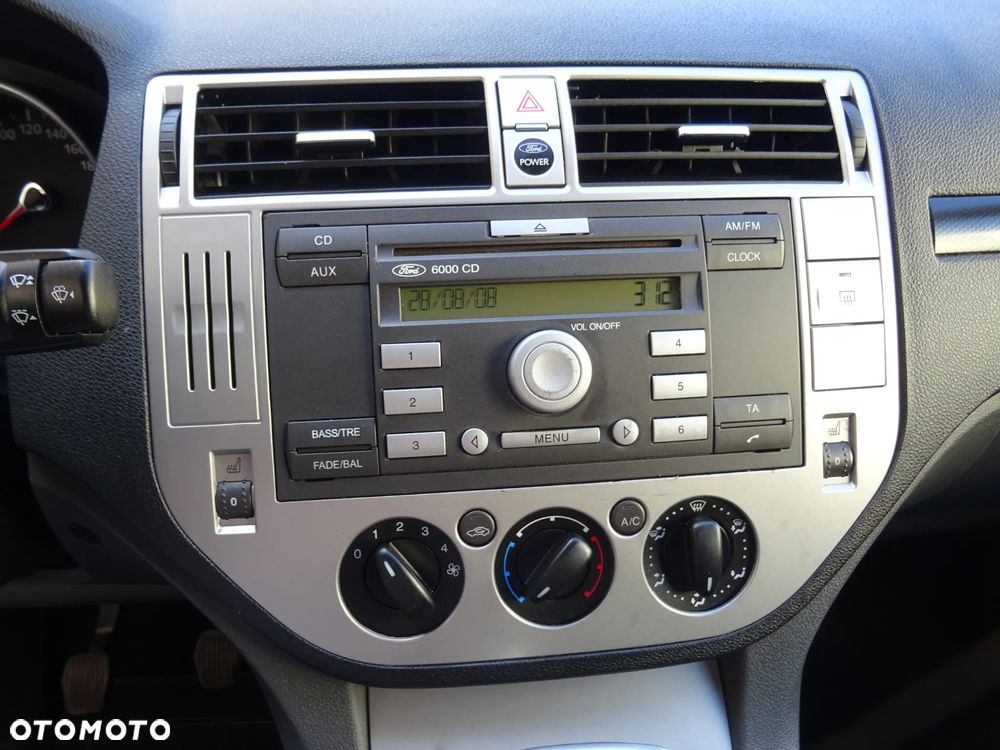 Ford Kuga 2.0 TDCi 2x4 Trend - 11