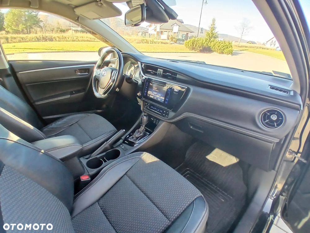 Toyota Corolla 1.6 Prestige MS - 12