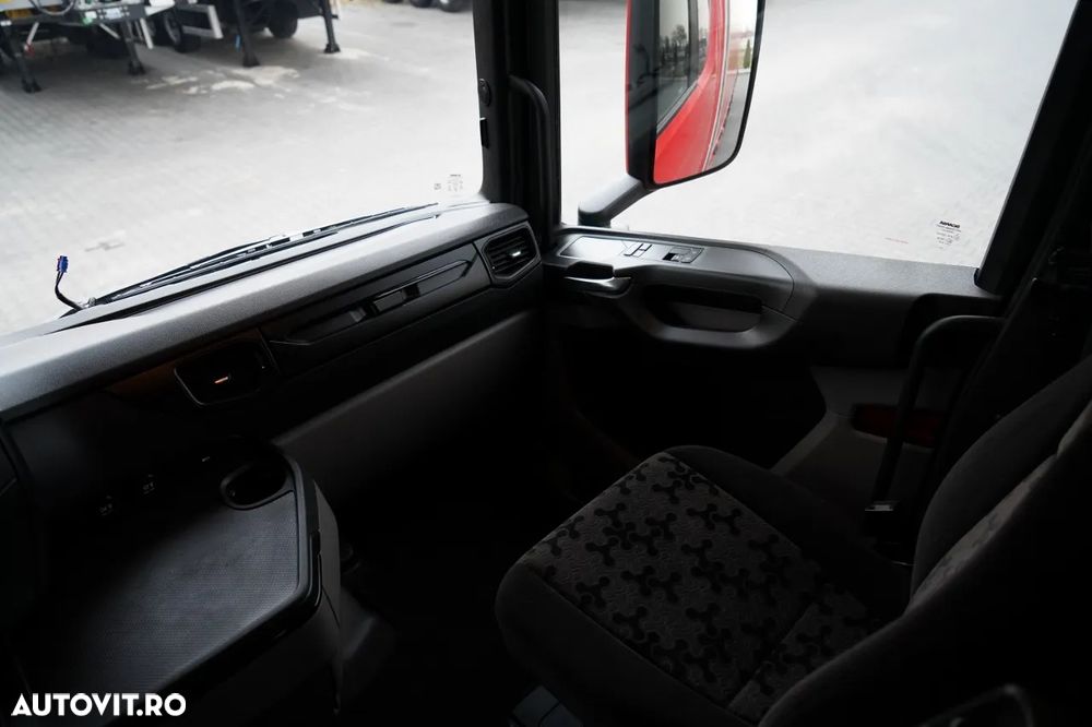 Scania S 460 / CORTINĂ 8.1 M / 60 M3 / SOLO / 6X2 / PUNTE RIDICATĂ / PUNTE DIRECȚIE - 33