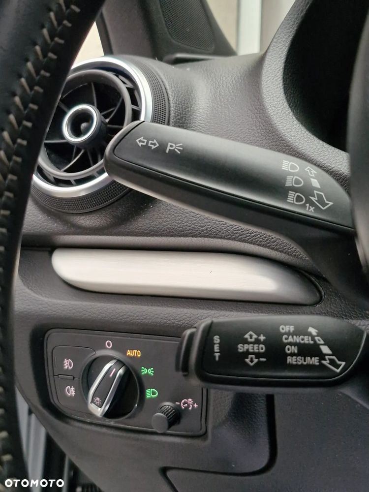 Audi A3 Sportback 1.4 TFSI cylinder on demand ultra S line Sportpaket - 16