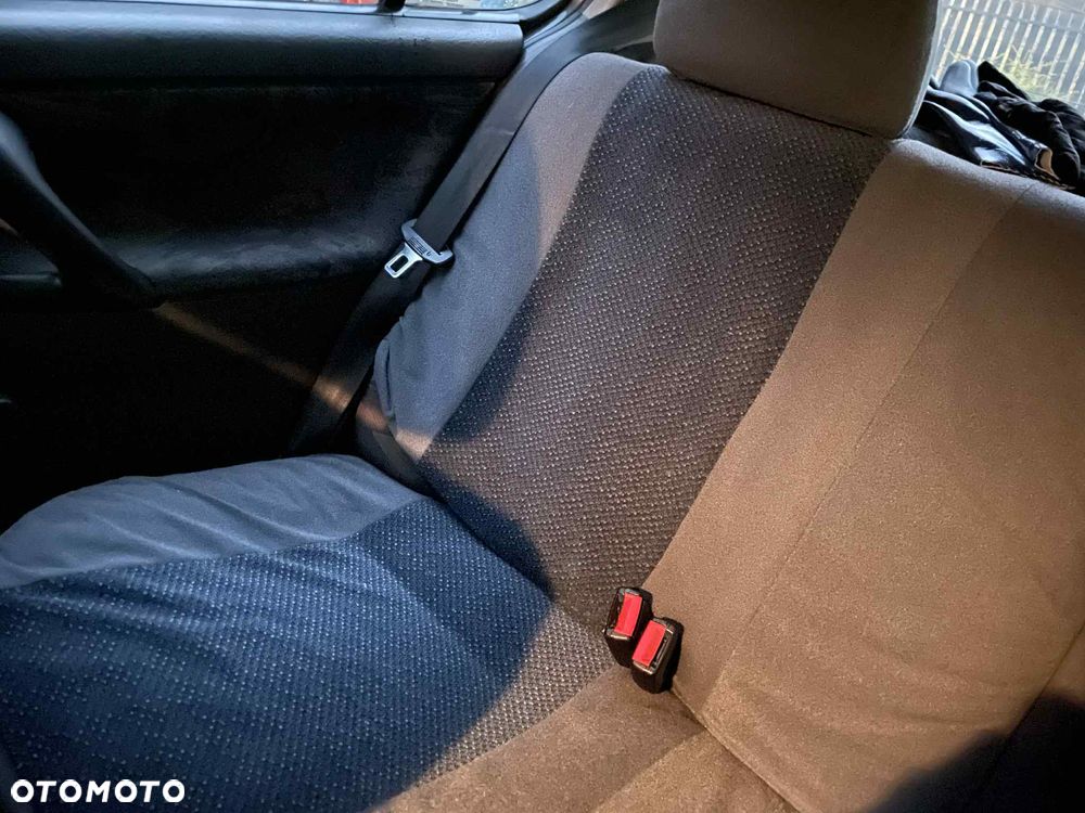 Volkswagen Polo 64 D - 6