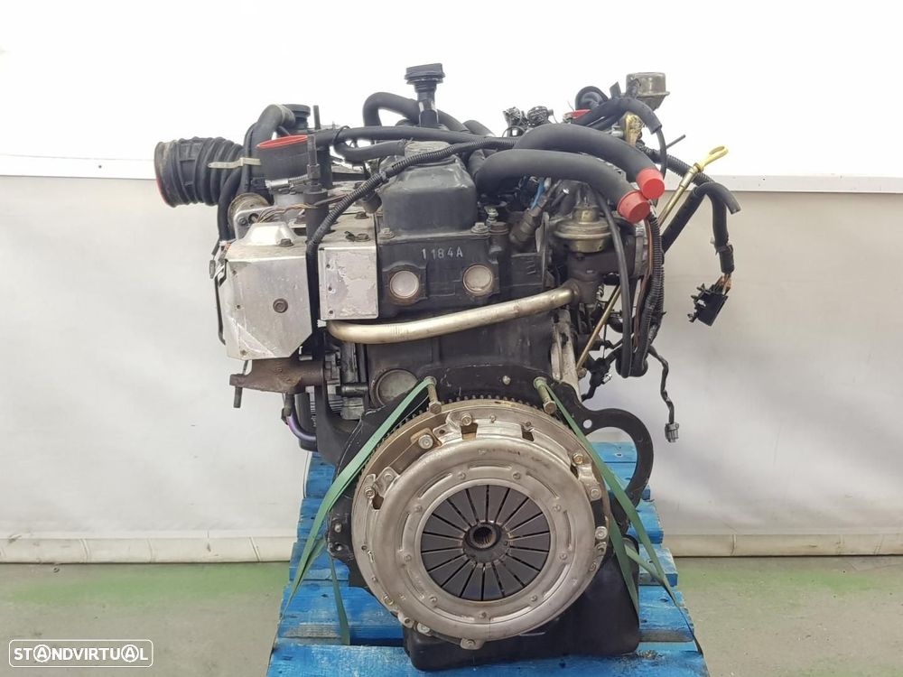 MOTOR COMPLETO NISSAN TERRANO II R20 REF. TD27TI - 1