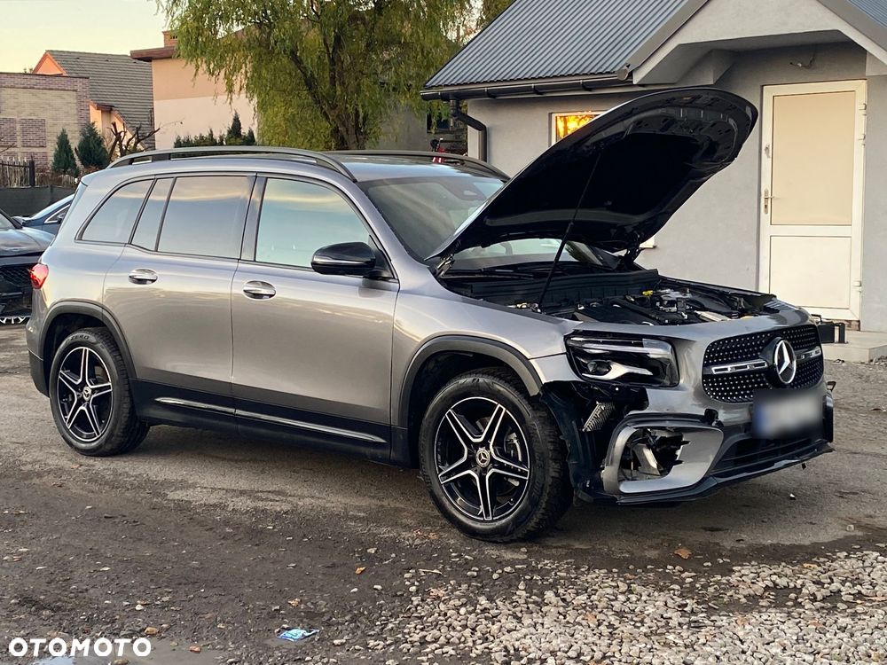 Mercedes-Benz GLB 200 AMG Line 7G-DCT - 12