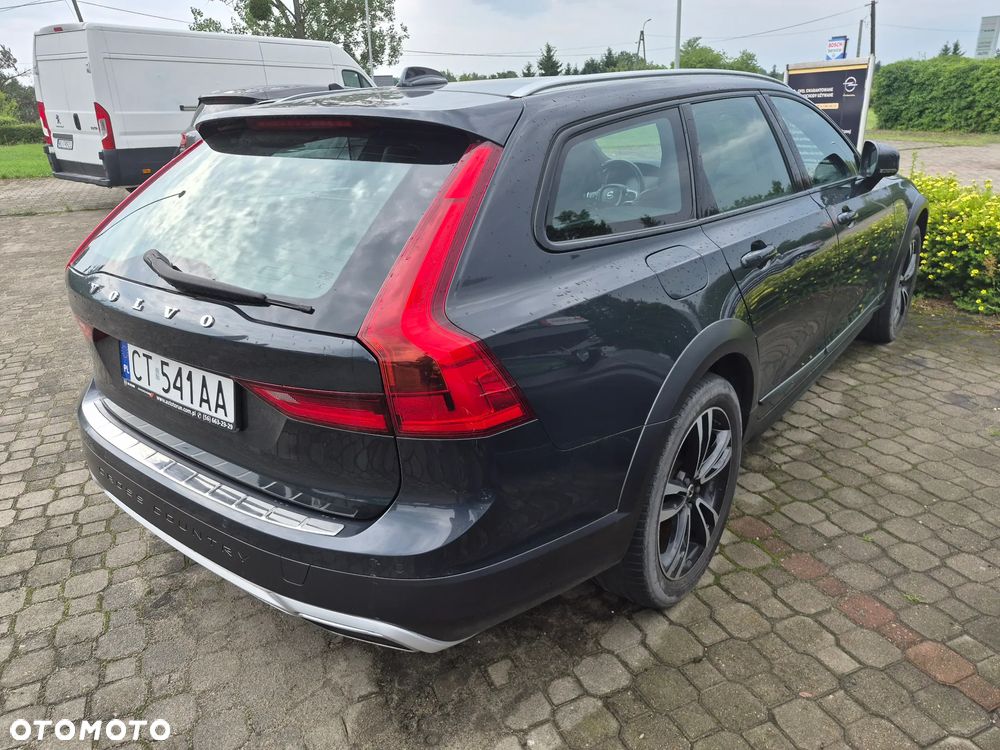 Volvo V90 D5 SCR AWD Momentum Pro - 1