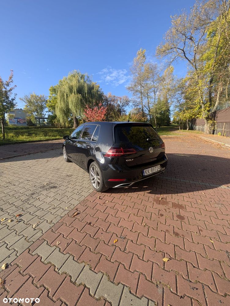 Volkswagen Golf - 5