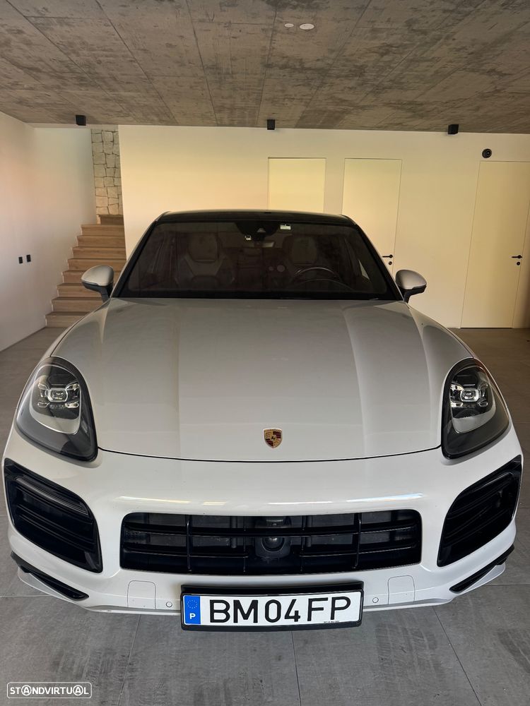 Porsche Cayenne S E-Hybrid - 1