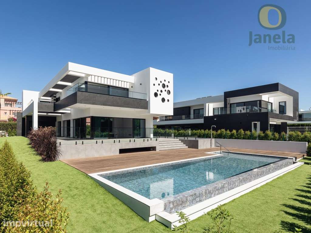 Moradia LUXUOSA e de Vanguarda frente a campo de Golfe em Vilamoura - Grande imagem: 2/26