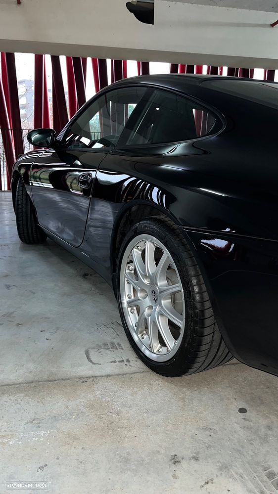 Porsche 911 (996) Carrera - 9