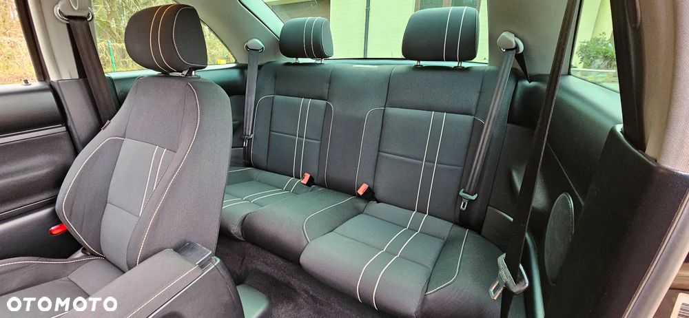 Volkswagen New Beetle - 6