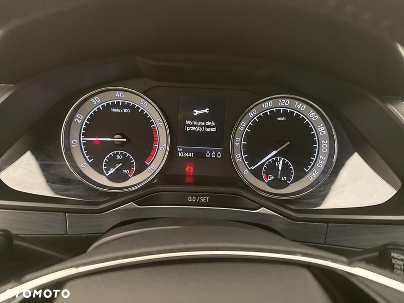 Skoda Superb 2.0 TSI Ambition DSG - 15