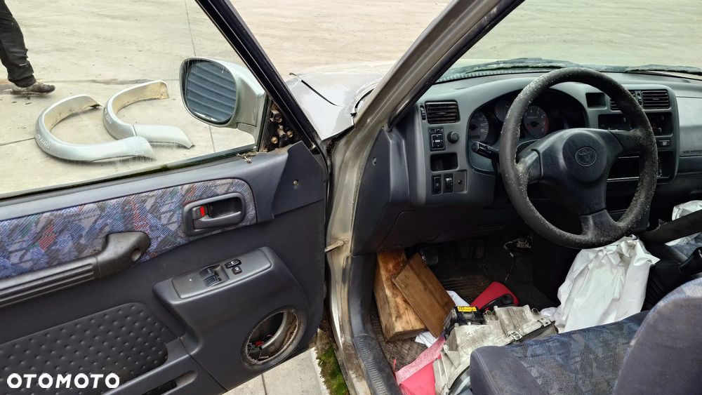 Toyota RAV4 95R 2.0 95 KW x2  NA CZĘŚCI - 10