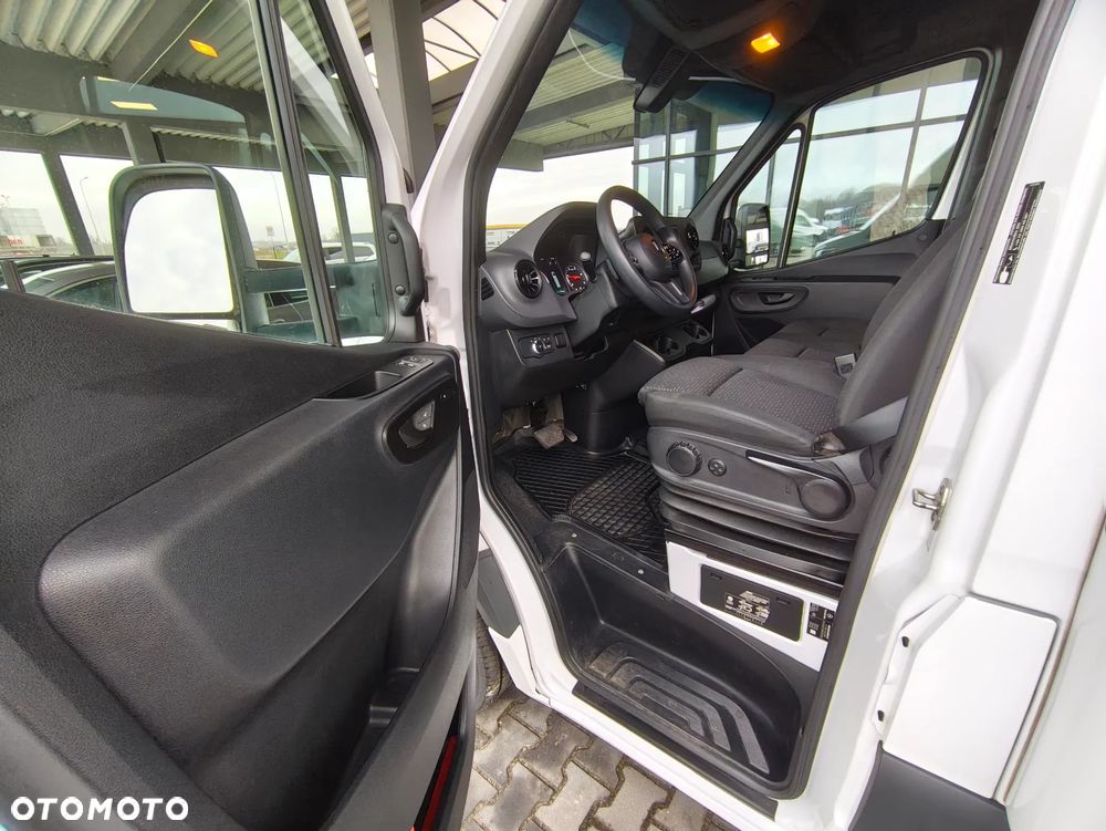 Mercedes-Benz sprinter 315 kontener - 10