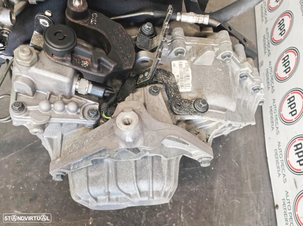 Caixa de 6 velocidades Volvo C70, C30, V50, S40, 2.4 D5, referência 766R 7002 AA - 2