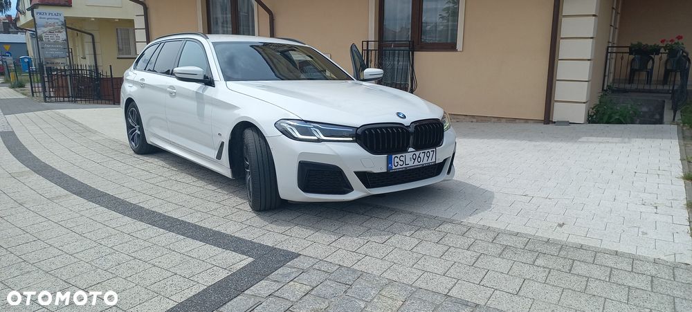 BMW Seria 5 520d M Sport - 11