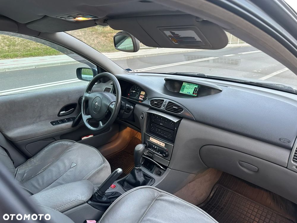 Renault Laguna - 9