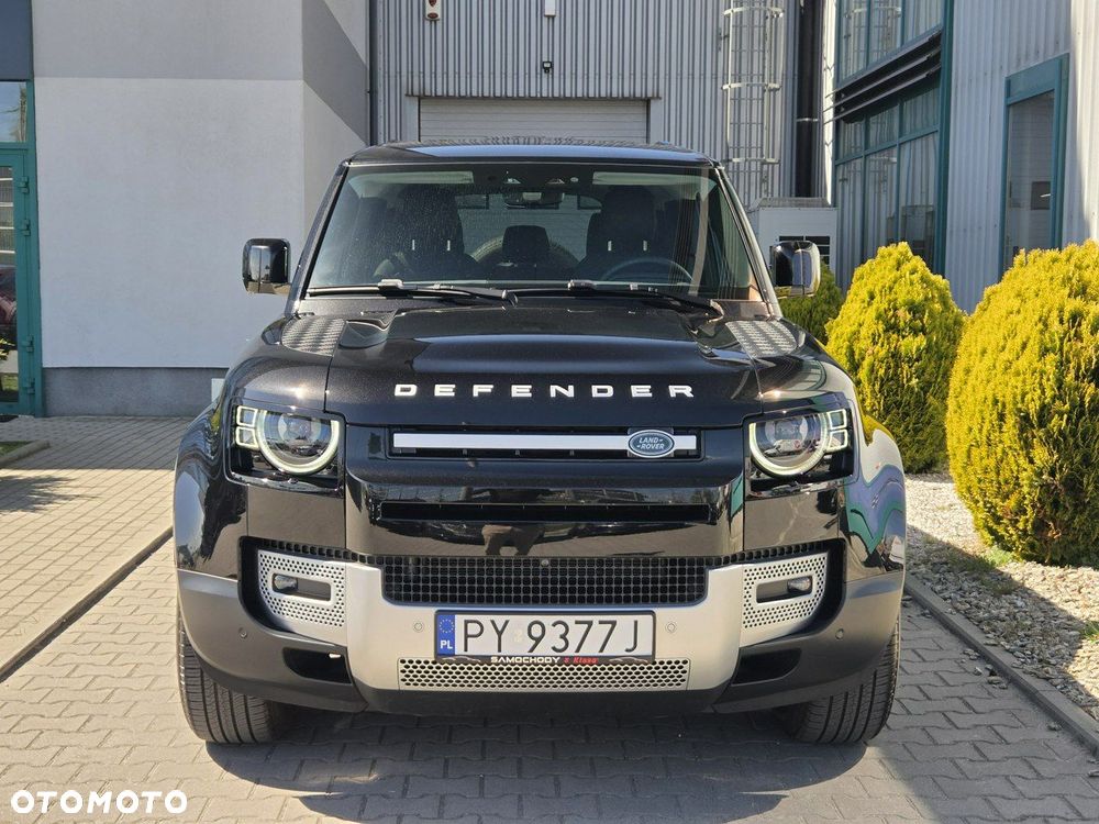 Land Rover Defender - 2