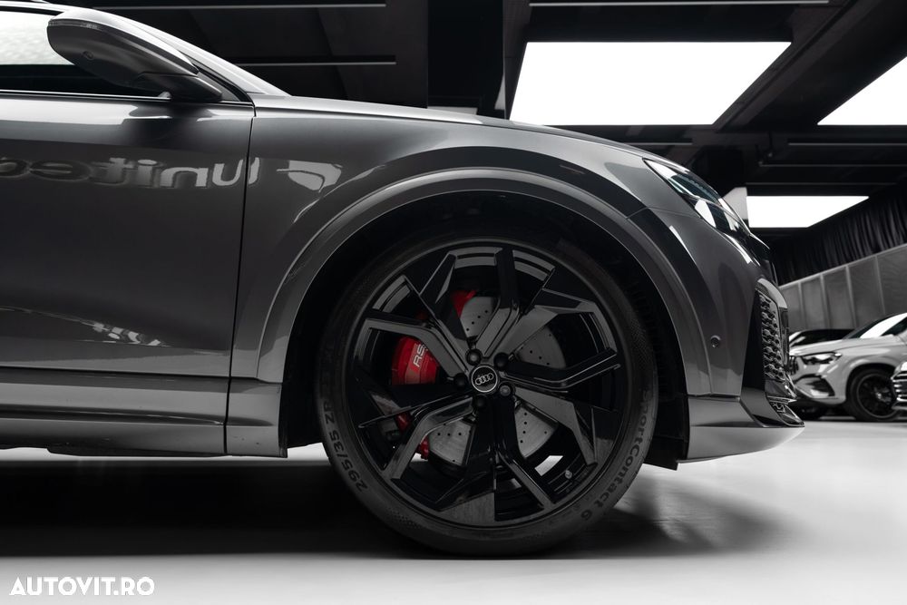Audi RS Q8 - 5
