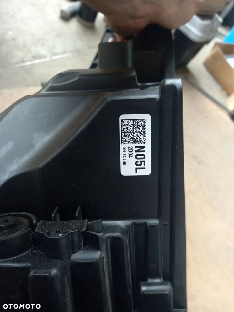 LAMPA PRZÓD LEWA  HYUNDAI IONIQ V 5 - 4