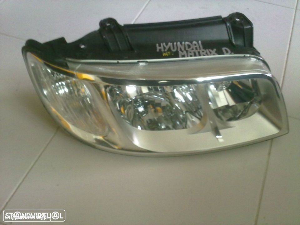 Farol Hyundai Matrix - 1