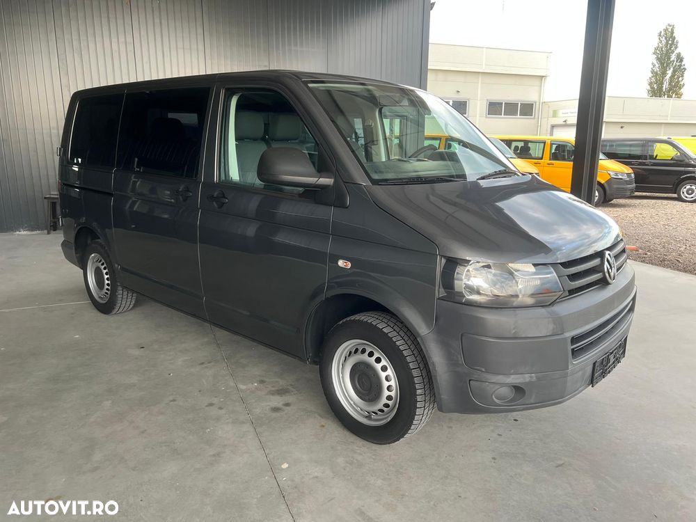 Volkswagen Transporter - 1