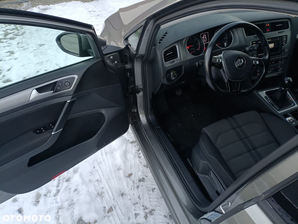 Volkswagen Golf Variant 2.0 TDI (BlueMotion Technology) Highline - 17