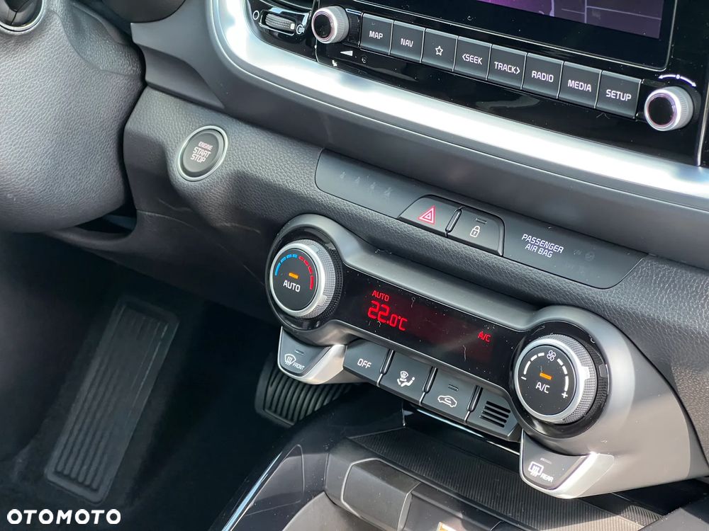 Kia Stonic 1.0 T-GDI L Business Line DCT - 31