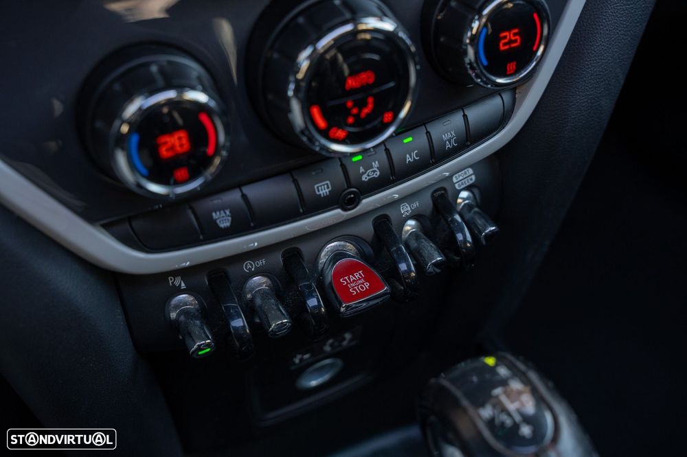 MINI Countryman Cooper S ALL4 Auto - 19