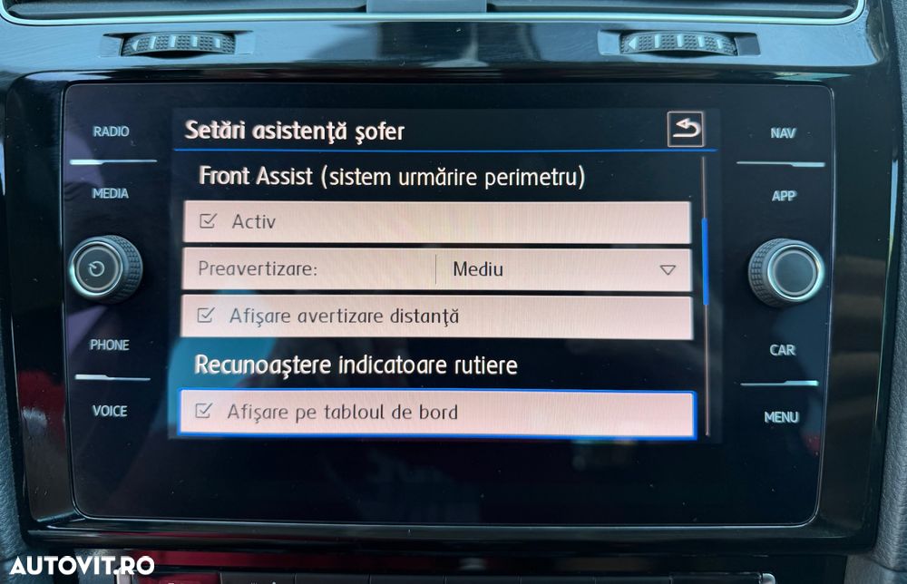 Volkswagen Golf 1.4 TSI Sound - 30