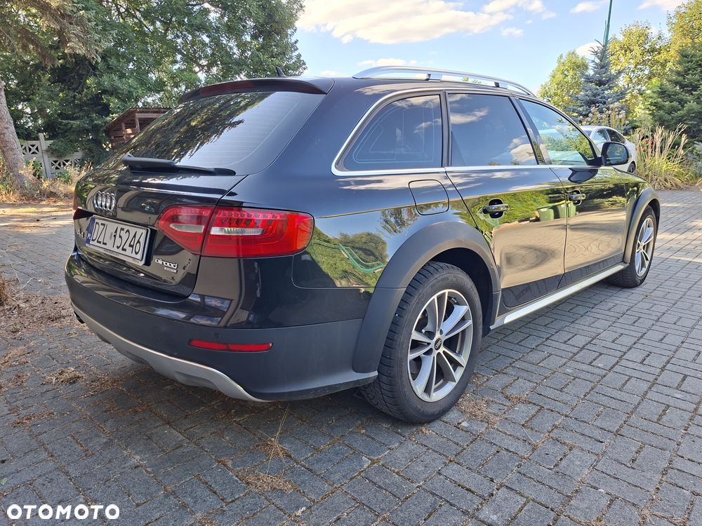 Audi A4 Allroad 2.0 TDI Quattro S tronic - 27
