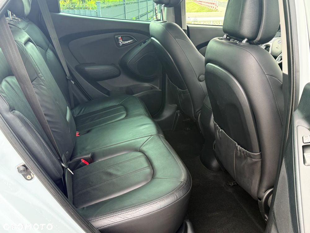 Hyundai ix35 ver-2-0-crdi-4wd-premium - 14