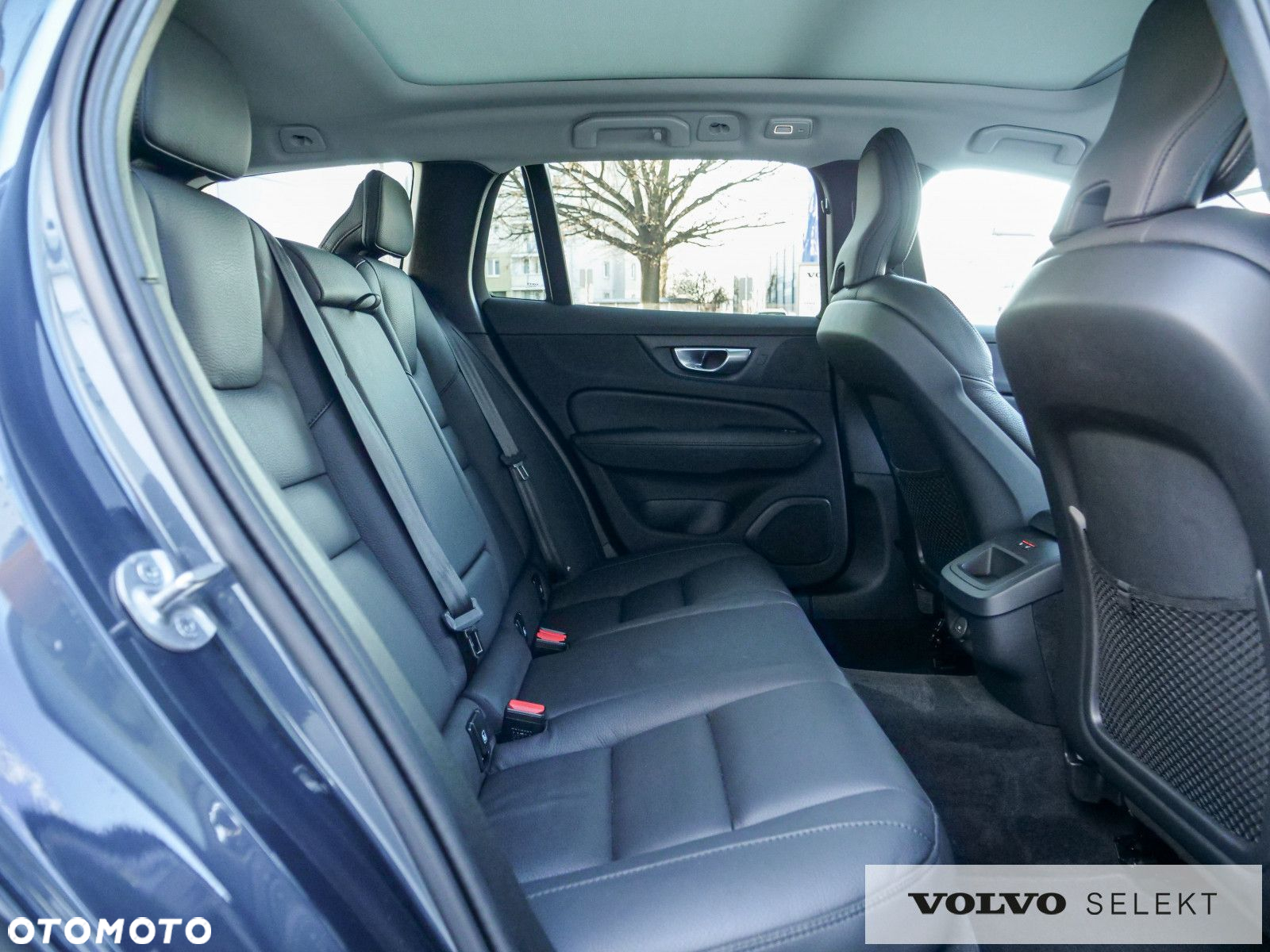 Volvo V60 Cross Country - 34