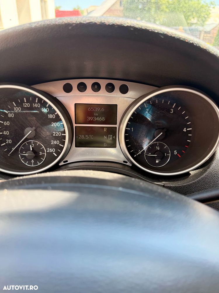 Mercedes-Benz ML - 19