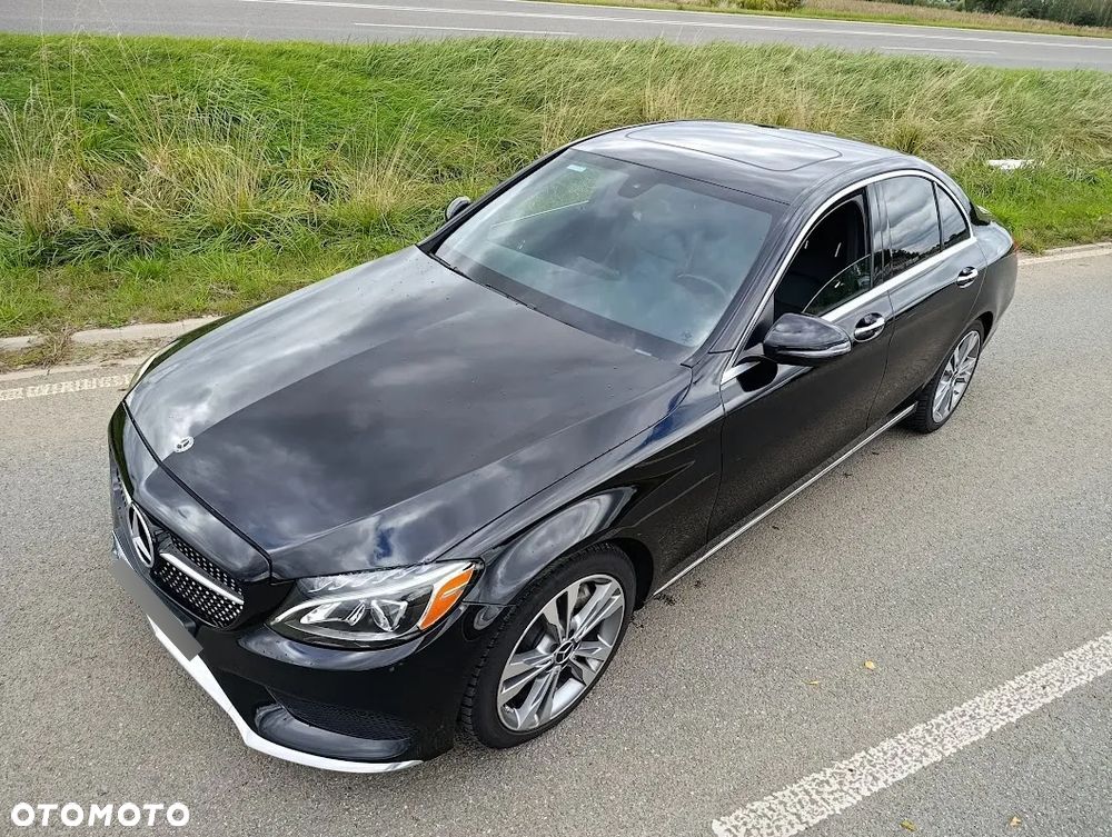 Mercedes-Benz Klasa C 300 9G-TRONIC - 4