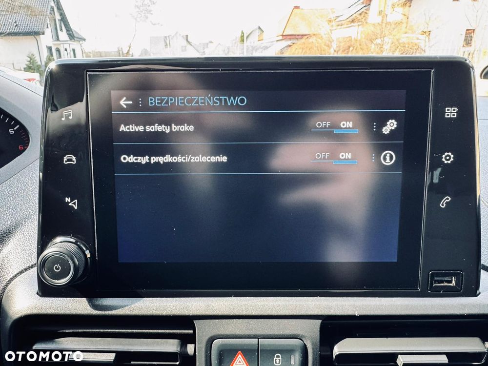 Peugeot PARTNER L1 AUTOMAT - 32