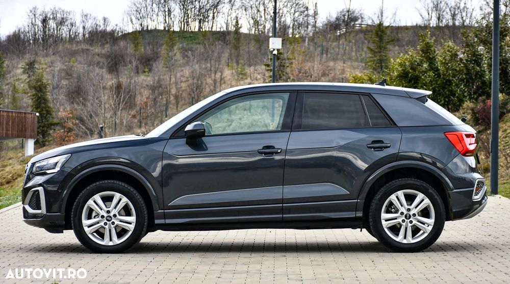 Audi Q2 S-Line Plus - 36