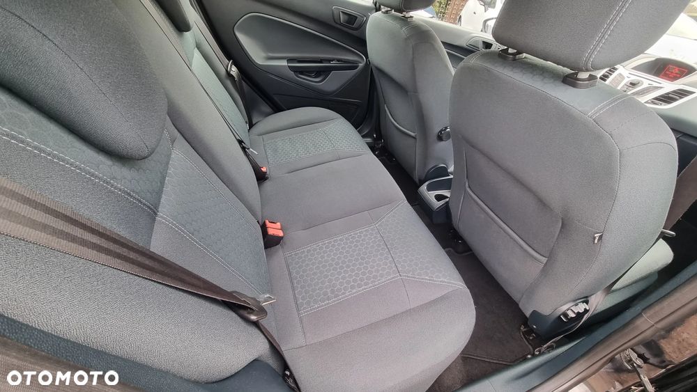 Ford Fiesta 1.25 Titanium - 19