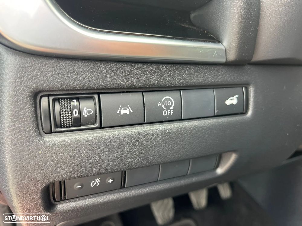 Nissan Qashqai 1.3 DIG-T N-Connecta - 14