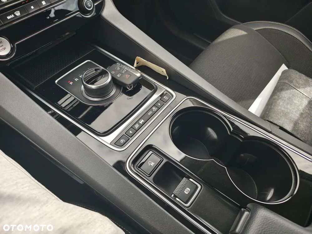 Jaguar F-Pace 2.0 i4D AWD R-Sport - 23