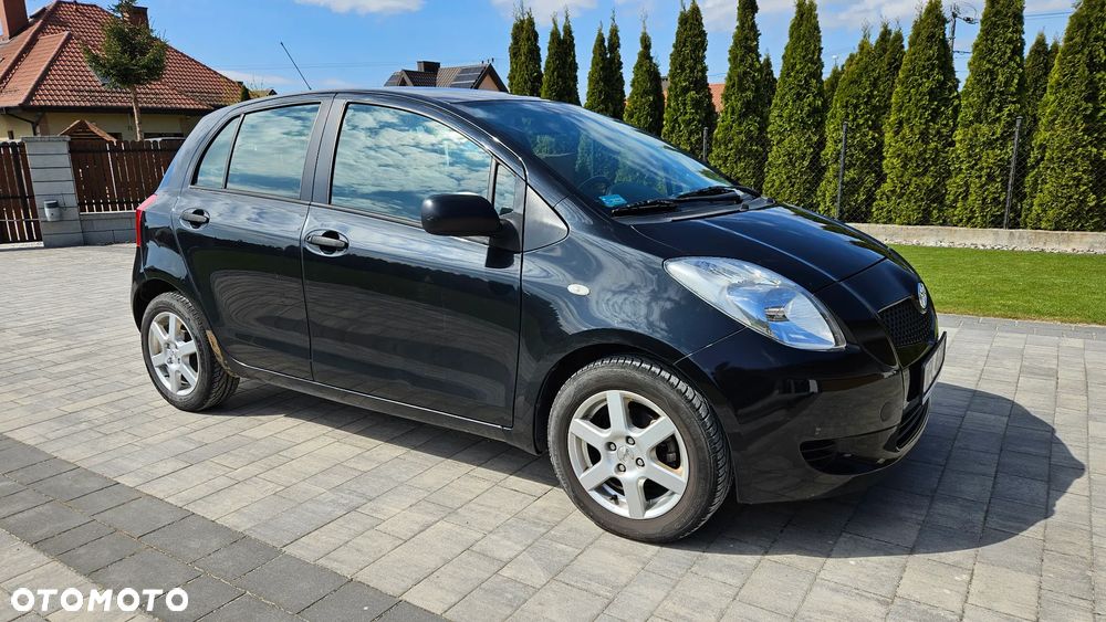 Toyota Yaris 1.3 Luna A/C - 4