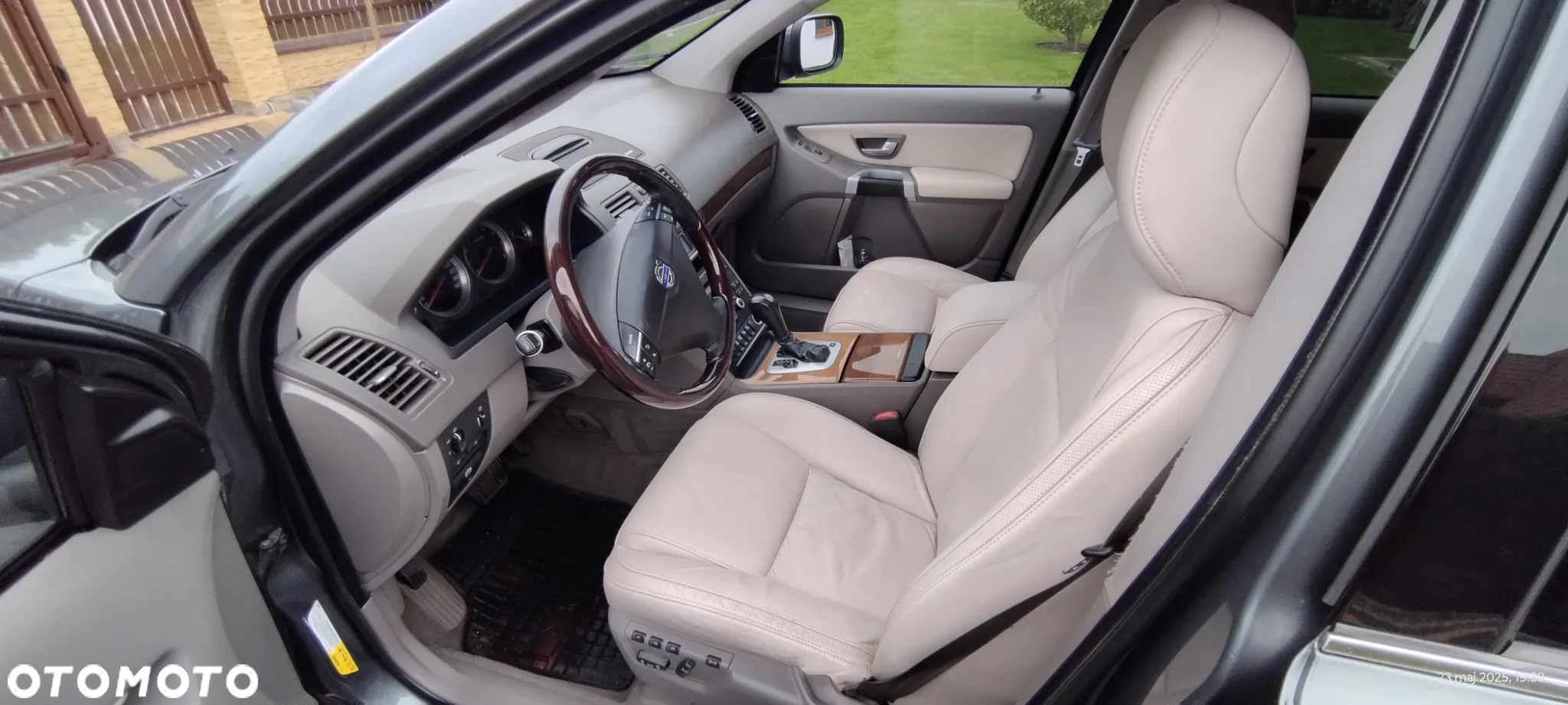 Volvo XC 90 - 18