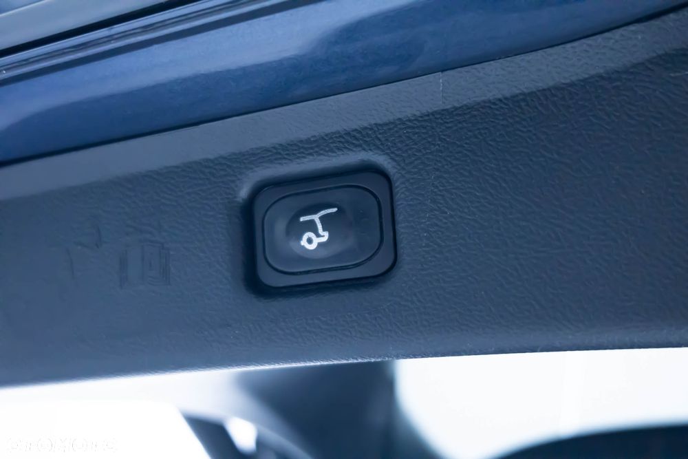 Ford S-Max 2.5 Duratec FHEV ST-LINE - 41
