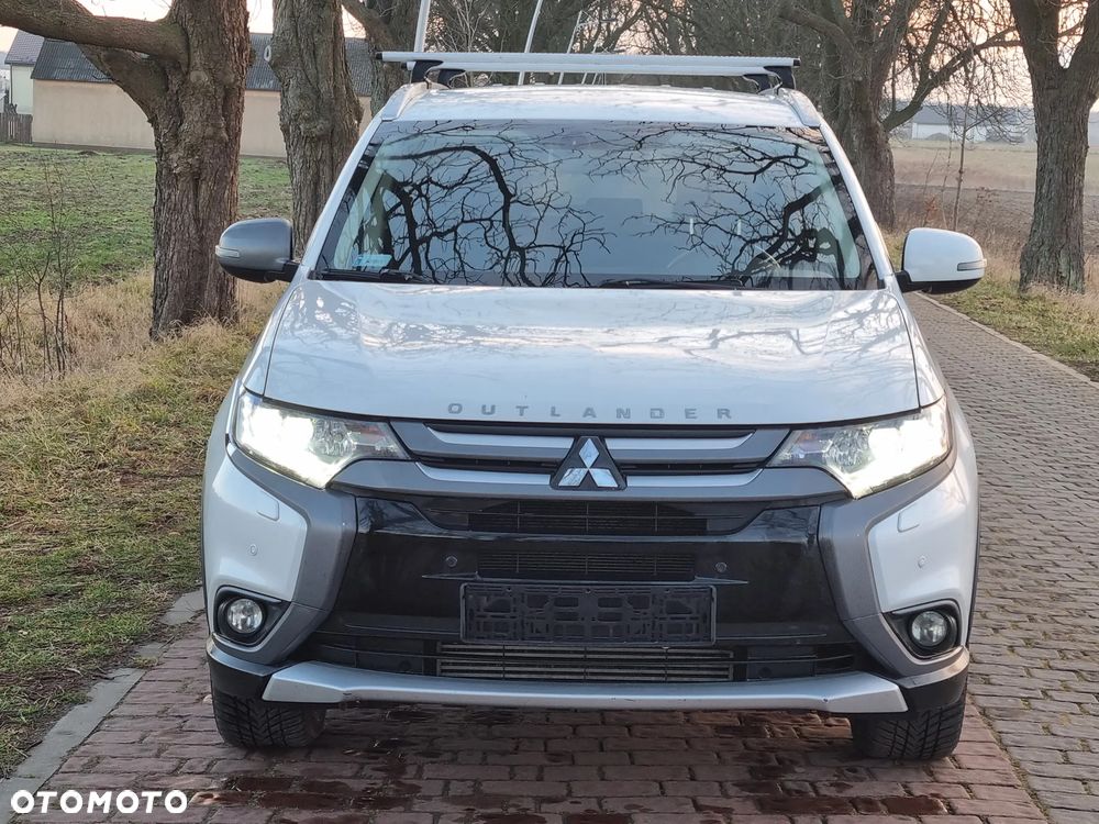 Mitsubishi Outlander 2.2 DID Intense + 4WD - 5