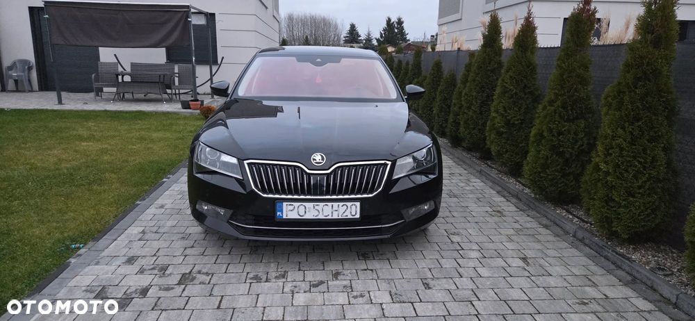Skoda Superb 2.0 TDI Style DSG - 4